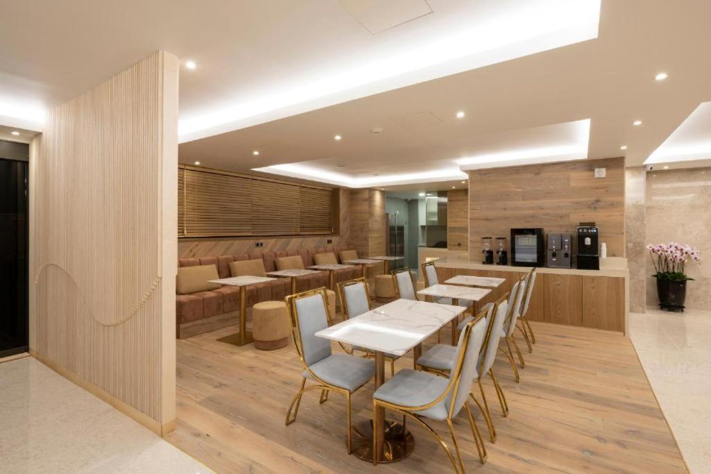 Hound Hotel Yeonsan Busan Exterior foto