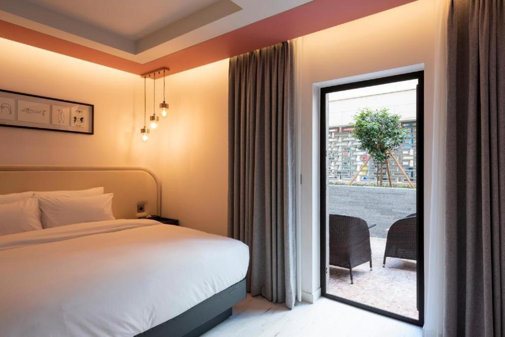 Hound Hotel Yeonsan Busan Exterior foto