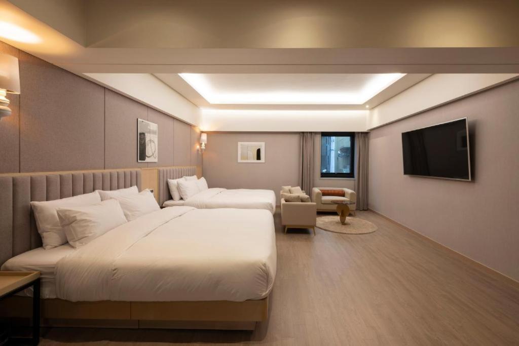 Hound Hotel Yeonsan Busan Exterior foto