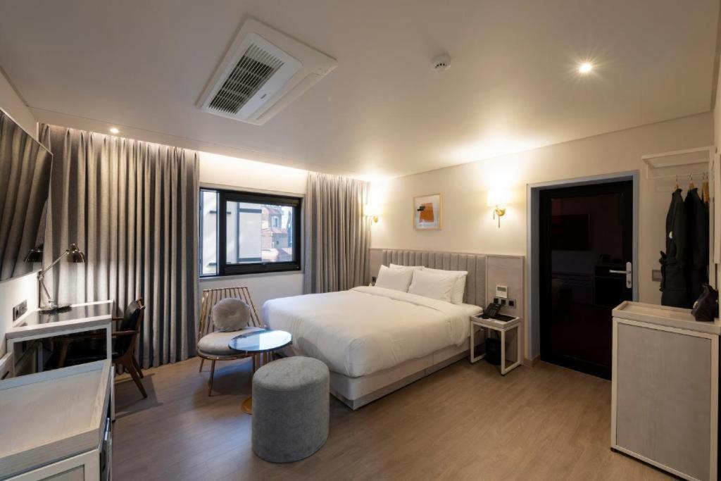 Hound Hotel Yeonsan Busan Exterior foto
